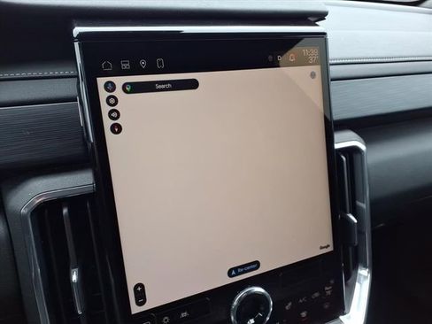 Used 2025 GMC Acadia Elevation image 39