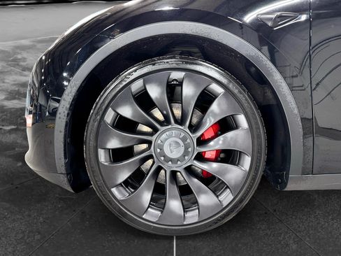 Used 2023 Tesla Model Y Performance AWD/4WD image 30