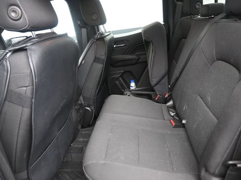Used 2023 Chevrolet Colorado LT w/ LT Convenience Package RWD image 15