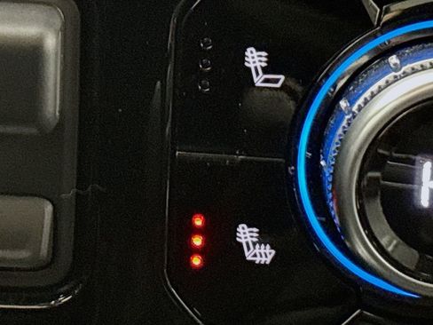 Certified 2022 GMC Sierra 1500 Elevation w/ Elevation Premium Package image 25