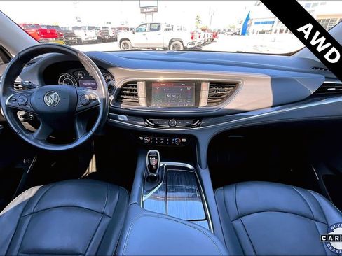 Used 2021 Buick Enclave Premium image 7
