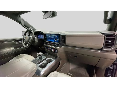 Certified 2024 Chevrolet Silverado 1500 LTZ w/ LTZ Premium Package AWD/4WD image 19