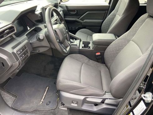 Used 2025 Toyota Tacoma SR image 16