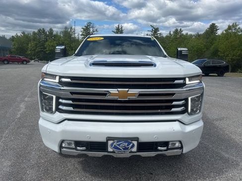 Used 2023 Chevrolet Silverado 2500 High Country w/ Z71 Off-Road Package AWD/4WD image 2
