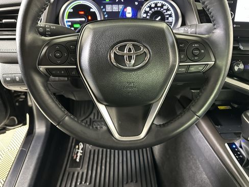 Used 2022 Toyota Camry XLE image 47