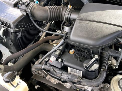 Used 2021 Toyota Tacoma SR RWD image 29