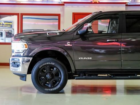 Used 2019 RAM 3500 Laramie image 13