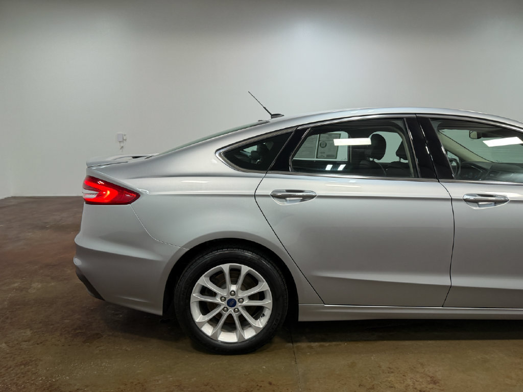 Used 2020 Ford Fusion Energi Titanium FWD image 33
