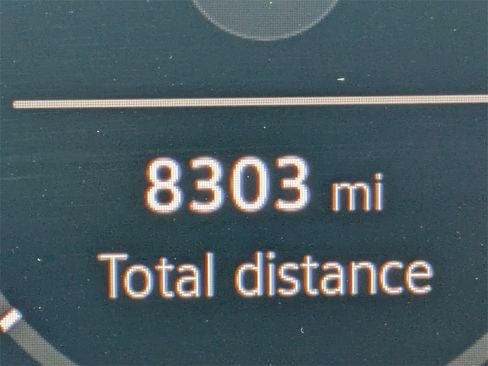 Certified 2025 Volkswagen Tiguan SE image 38