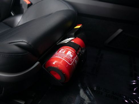 Certified 2021 Porsche 911 Carrera 4S image 39