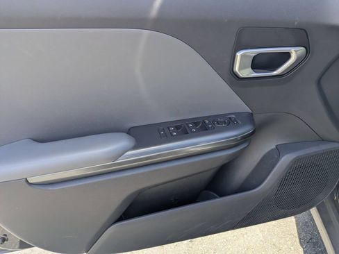 Used 2025 Kia K4 FWD image 15