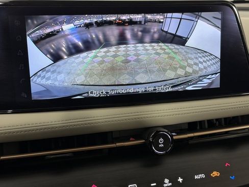 Used 2024 Nissan Ariya FWD image 19
