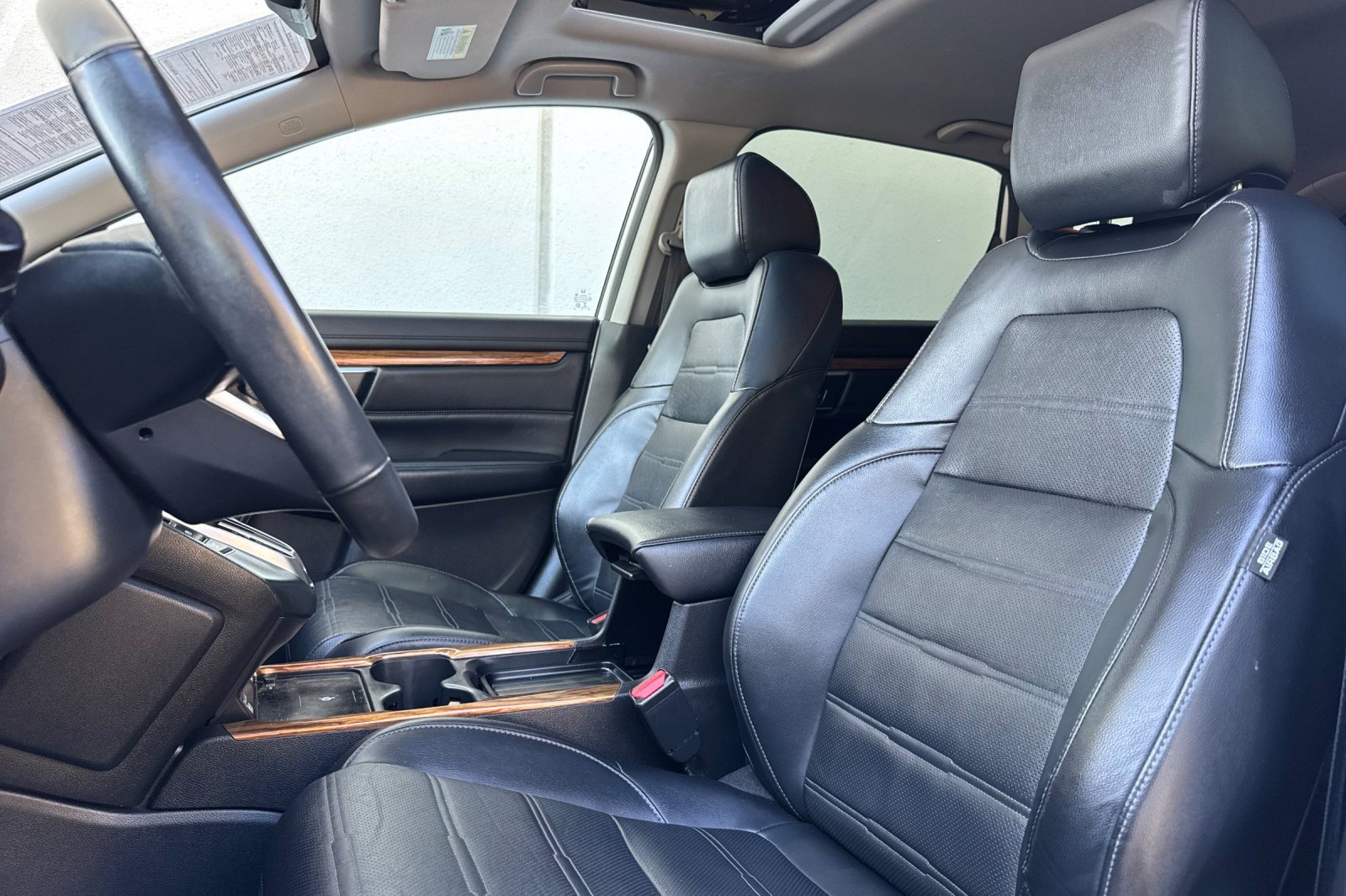 Used 2020 Honda CR-V Touring image 5