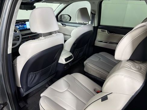 Used 2025 Hyundai Palisade Calligraphy image 38