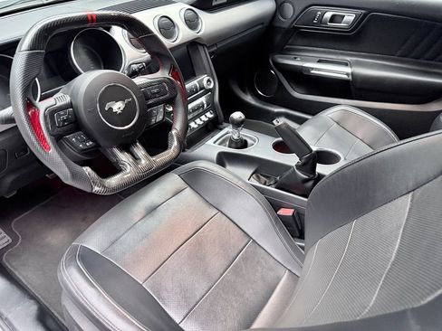 Used 2021 Ford Mustang GT Premium w/ Black Accent Package RWD image 9