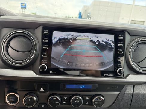 Used 2021 Toyota Tacoma TRD Sport AWD/4WD image 25