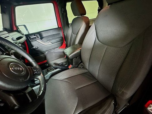 Used 2013 Jeep Wrangler Sport w/ Connectivity Group AWD/4WD image 21