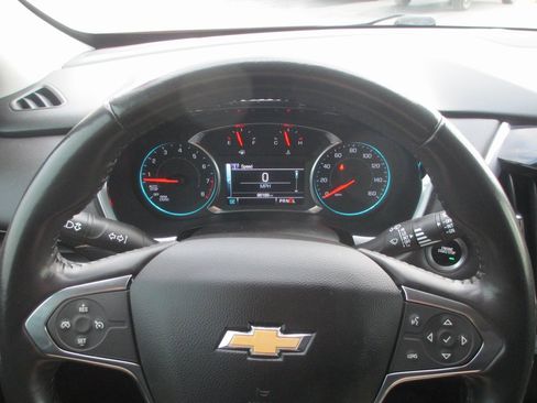 Used 2019 Chevrolet Traverse LT image 25