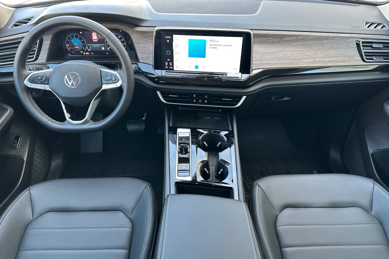 New 2026 Volkswagen Atlas SEL AWD/4WD image 11