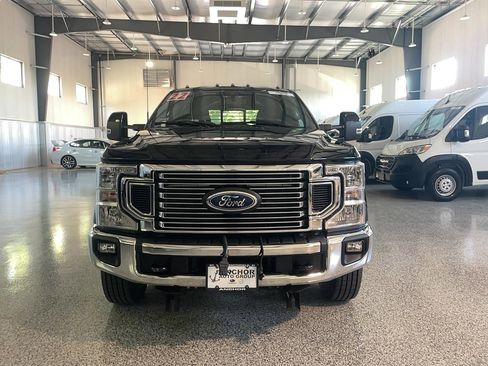 Used 2022 Ford F350 Lariat w/ Lariat Ultimate Package AWD/4WD image 2