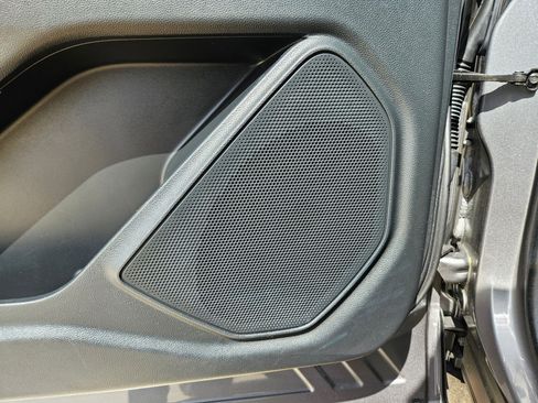 Used 2023 Ford Explorer ST-Line w/ Class IV Trailer Tow Package image 13