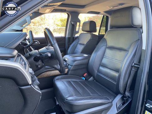Used 2020 GMC Yukon Denali w/ Denali Premium Package image 27