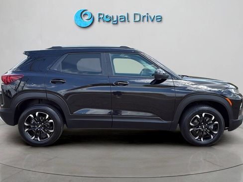 Used 2022 Chevrolet TrailBlazer LT w/ Convenience Package AWD/4WD image 7
