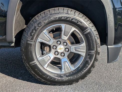 Used 2018 Chevrolet Colorado Z71 image 9