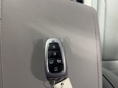 Used 2025 Hyundai Palisade SEL image 21