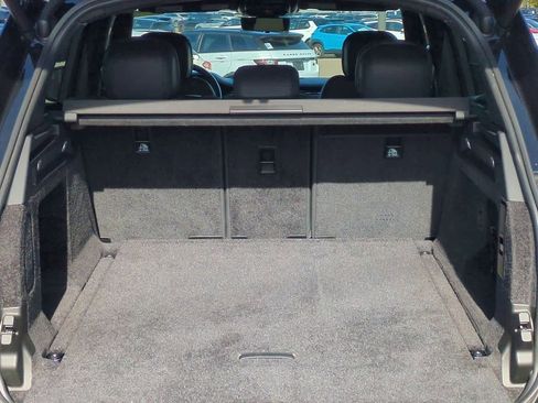 Certified 2024 Land Rover Range Rover SE image 35