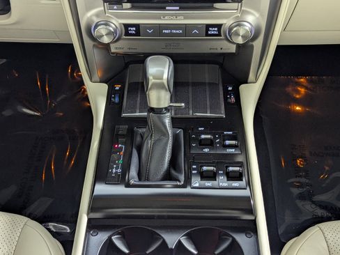 Used 2021 Lexus GX 460 Luxury image 17