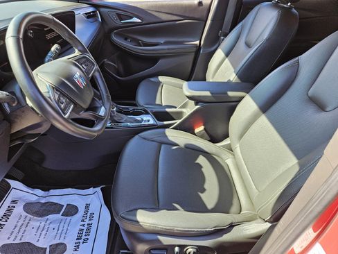 Used 2024 Buick Encore GX Sport Touring w/ Comfort Package image 7