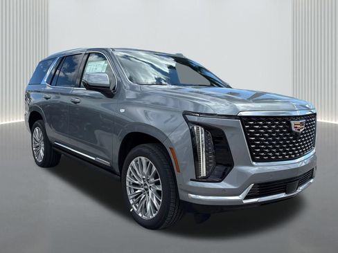 New 2026 Cadillac Escalade Luxury image 3