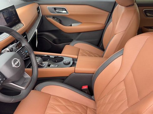 New 2026 Nissan Rogue Platinum w/ Platinum Premium Package image 18