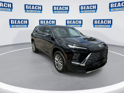 Used 2026 Buick Enclave Preferred FWD image 2