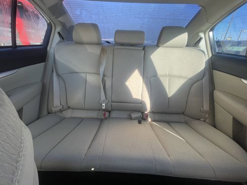 Used 2011 Subaru Legacy 2.5i Premium image 22