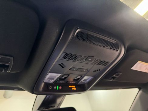 Used 2025 Cadillac XT5 Premium Luxury image 85