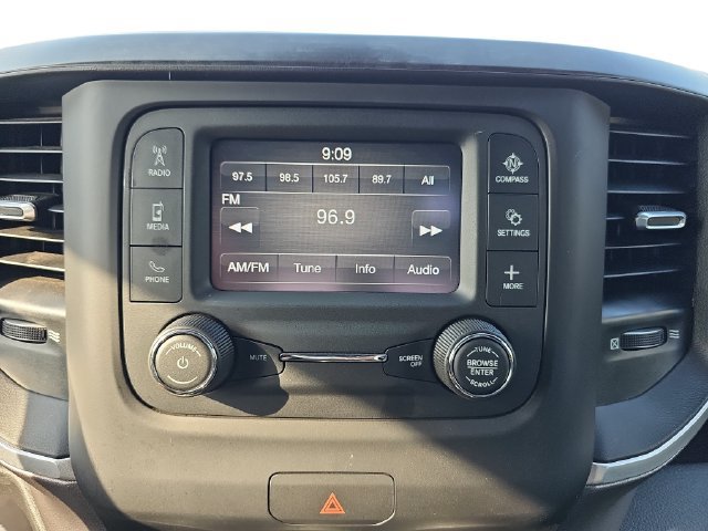 Used 2022 RAM 1500 Big Horn AWD/4WD image 23