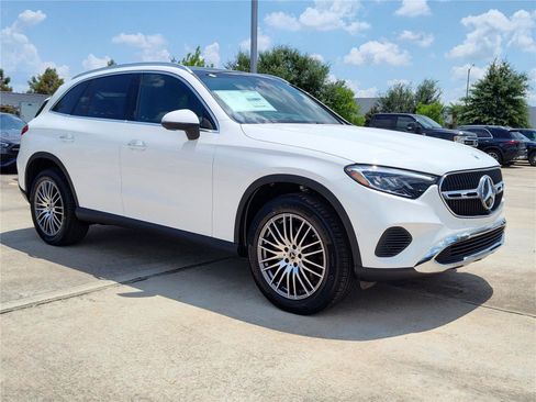 New 2025 Mercedes-Benz GLC 300 image 5