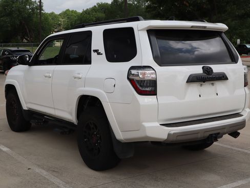 Used 2019 Toyota 4Runner TRD Off-Road Premium AWD/4WD image 5