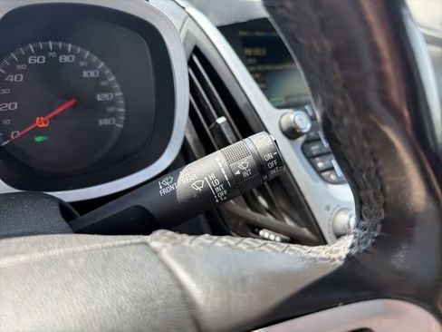 Used 2017 Chevrolet Equinox Premier w/ Enhanced Convenience Package image 39