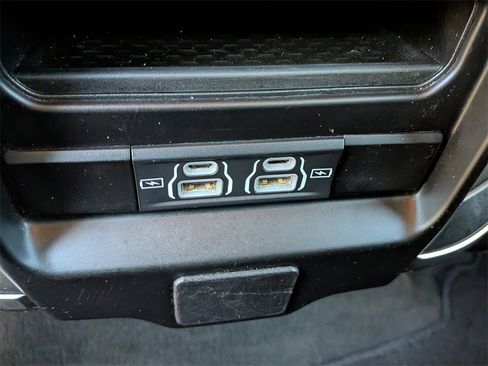 Used 2024 RAM 1500 Big Horn image 16