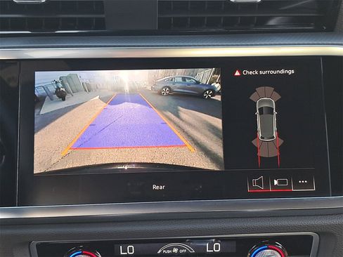 Certified 2025 Audi Q3 2.0T Premium w/ Convenience Package image 26