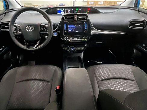 Used 2019 Toyota Prius LE image 17