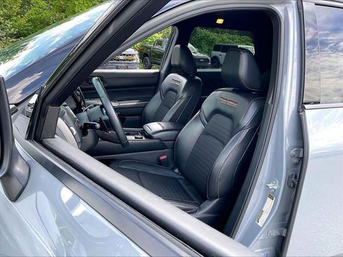 Used 2023 Nissan Pathfinder Rock Creek AWD/4WD image 9