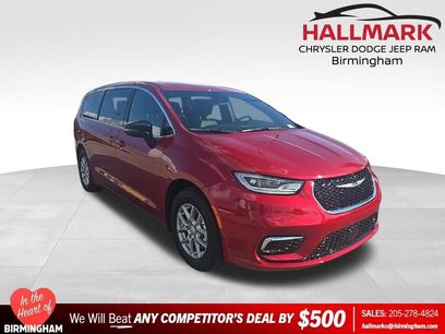 New 2026 Chrysler Pacifica Select