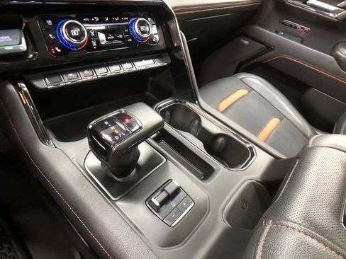 Used 2022 GMC Sierra 1500 AT4 w/ AT4 Preferred Package image 18