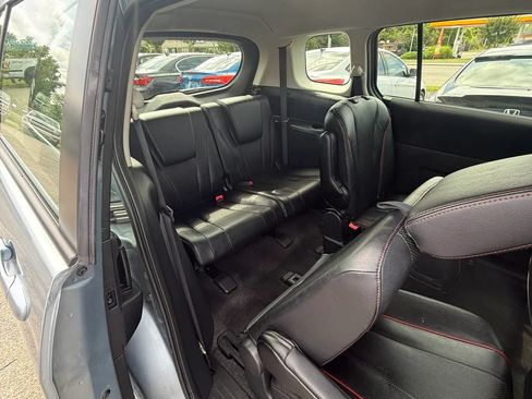 Used 2012 MAZDA MAZDA5 Grand Touring FWD image 19