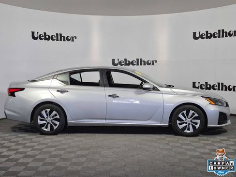 Used 2023 Nissan Altima 2.5 S FWD image 8