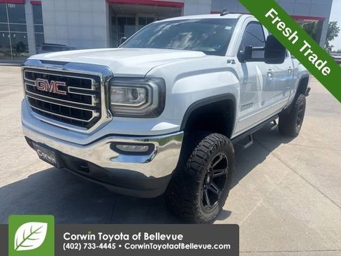 Used 2016 GMC Sierra 1500 SLE w/ SLE Value Package AWD/4WD image 8